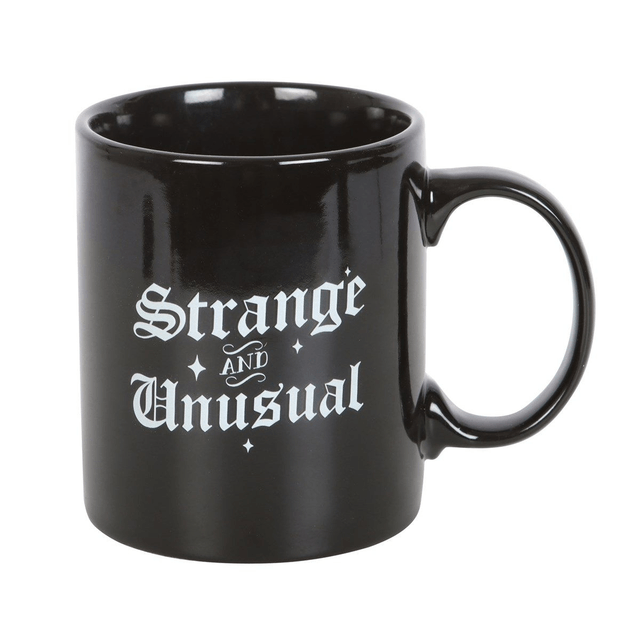 Tasse étrange et inhabituelle